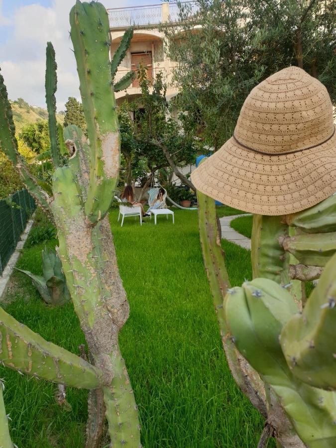 B&B Kamalei تروبيا المظهر الخارجي الصورة