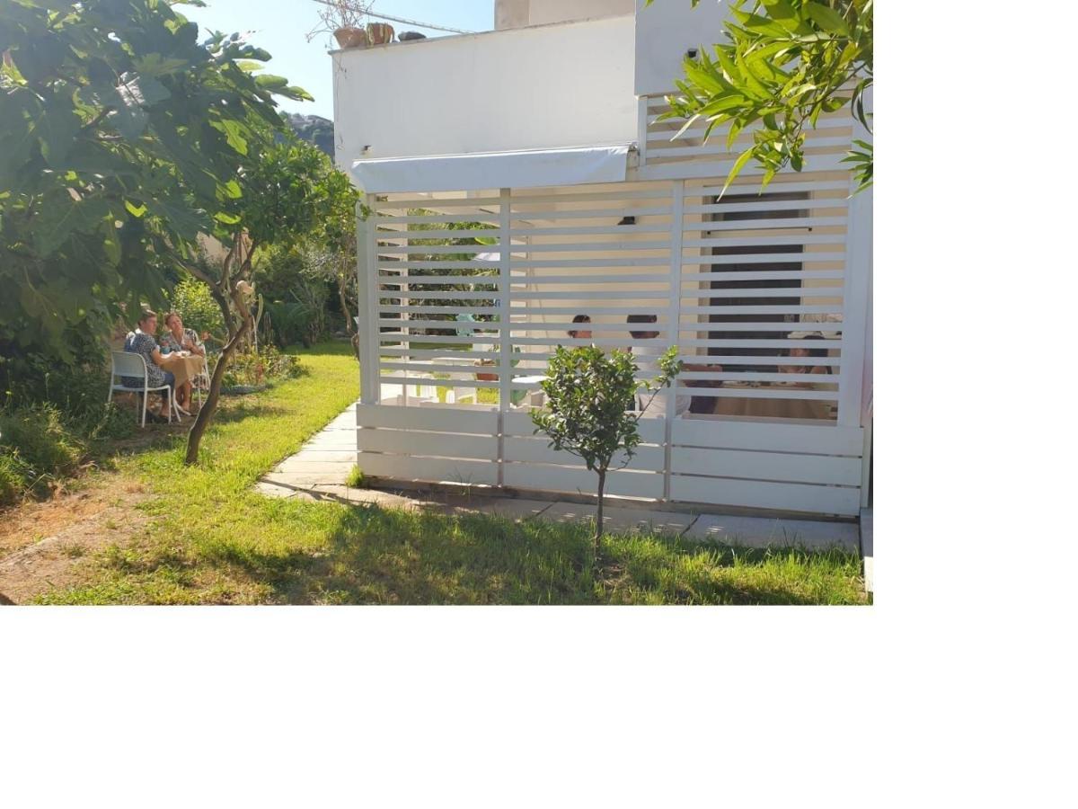 B&B Kamalei تروبيا المظهر الخارجي الصورة