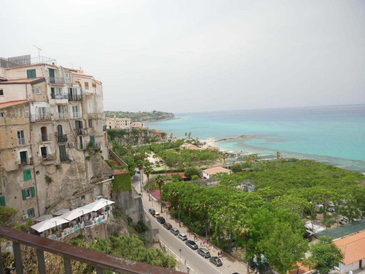 B&B Kamalei تروبيا المظهر الخارجي الصورة